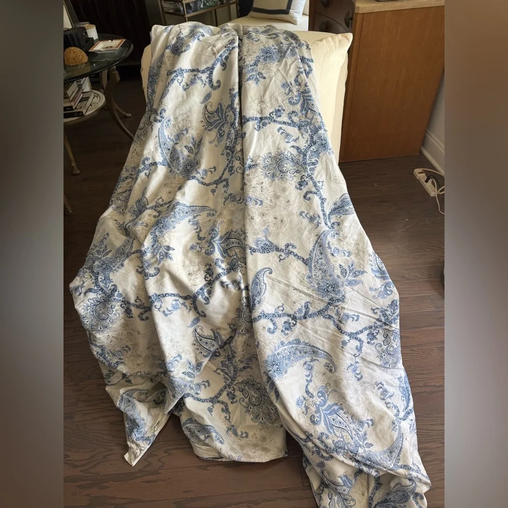 Ethan Allen Paisley Duvet Cover 90x108 KING
